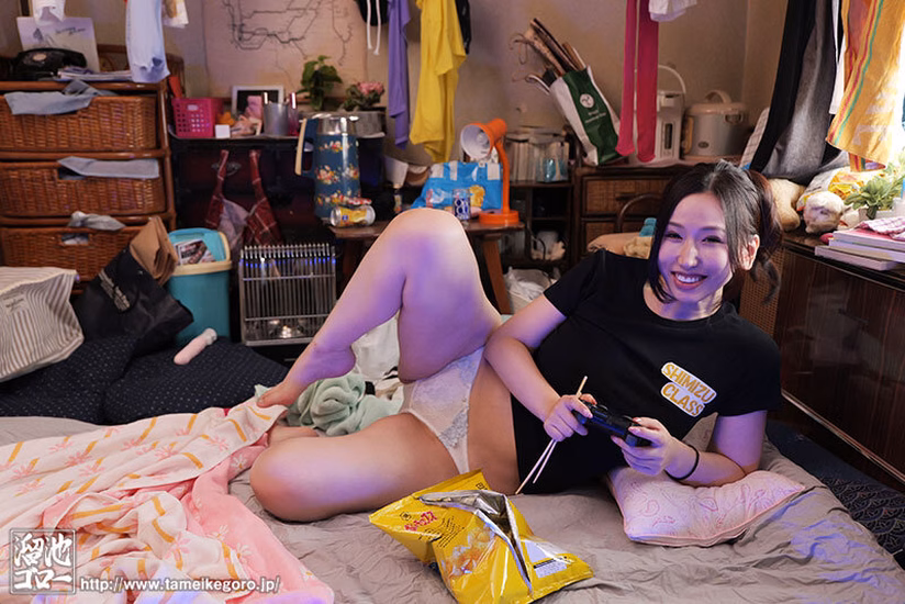 シーン3:汚れた部屋での絶頂 4