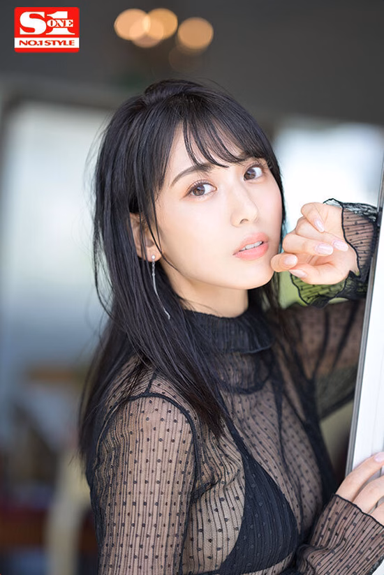 シーン1:グラビア衣装での濃密フェラ 1